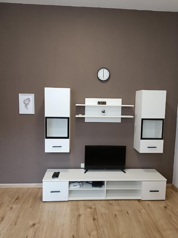 Apartments Aura Deskle Esterno foto